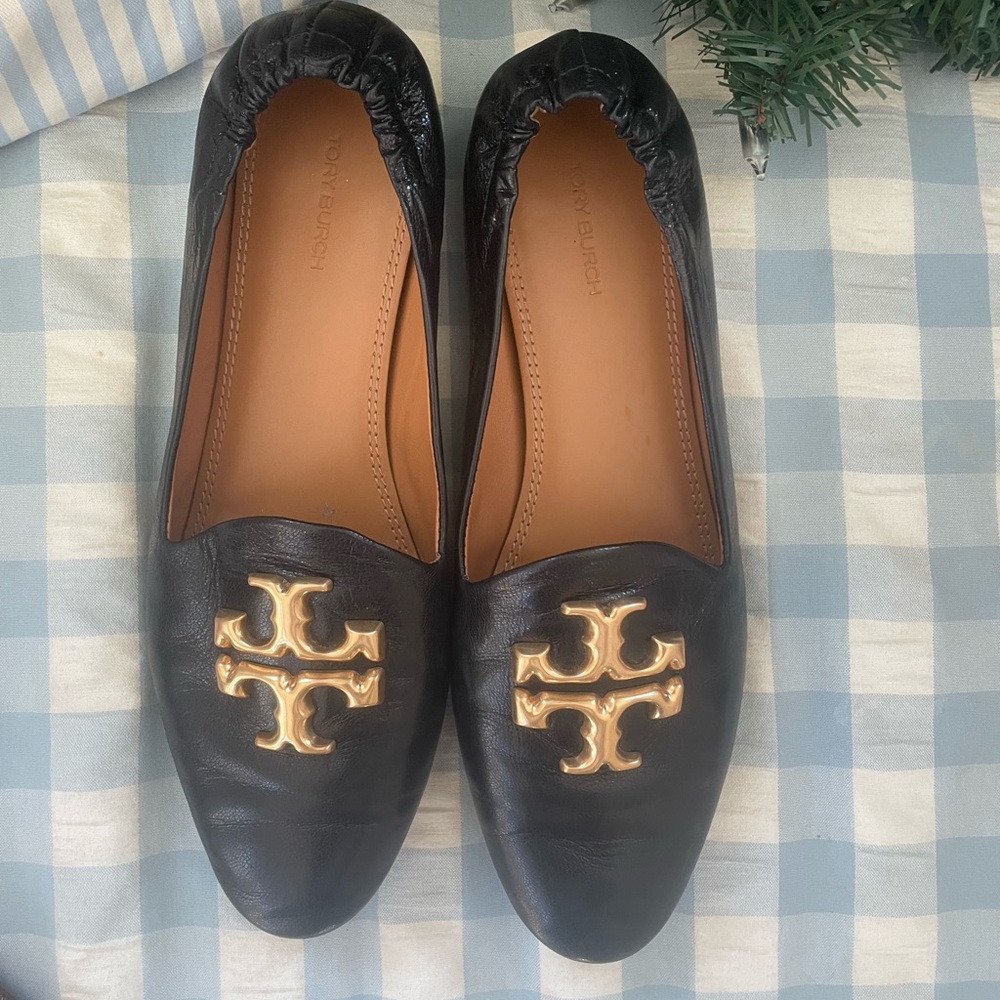 Tory Burch Eleanor Loafers Black Flats with Gold Emblem